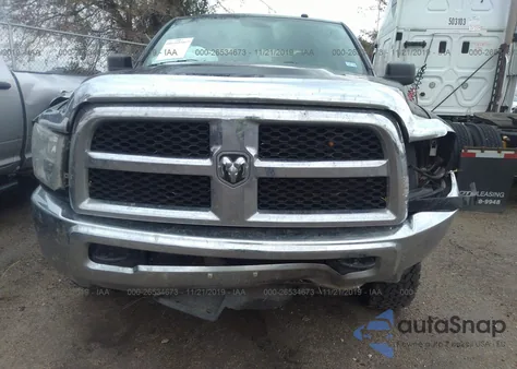 2015 Ram 2500 Tradesman из США, поврежденный, VIN 3C6UR5CL7FG681960
